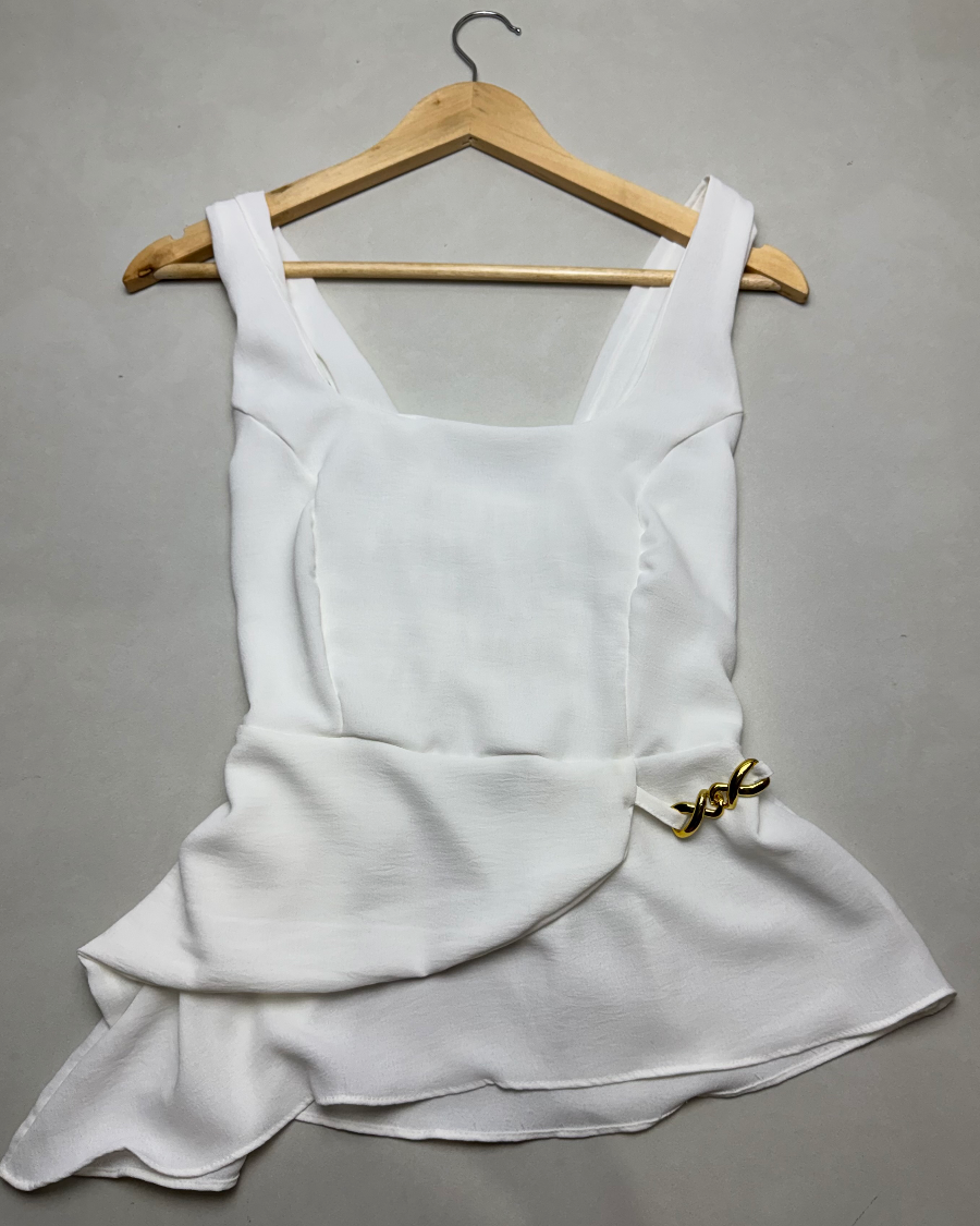 BLUSA ASSIMÉTRICA