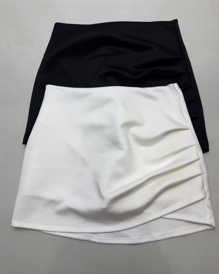 SHORT SAIA DRAPEADO