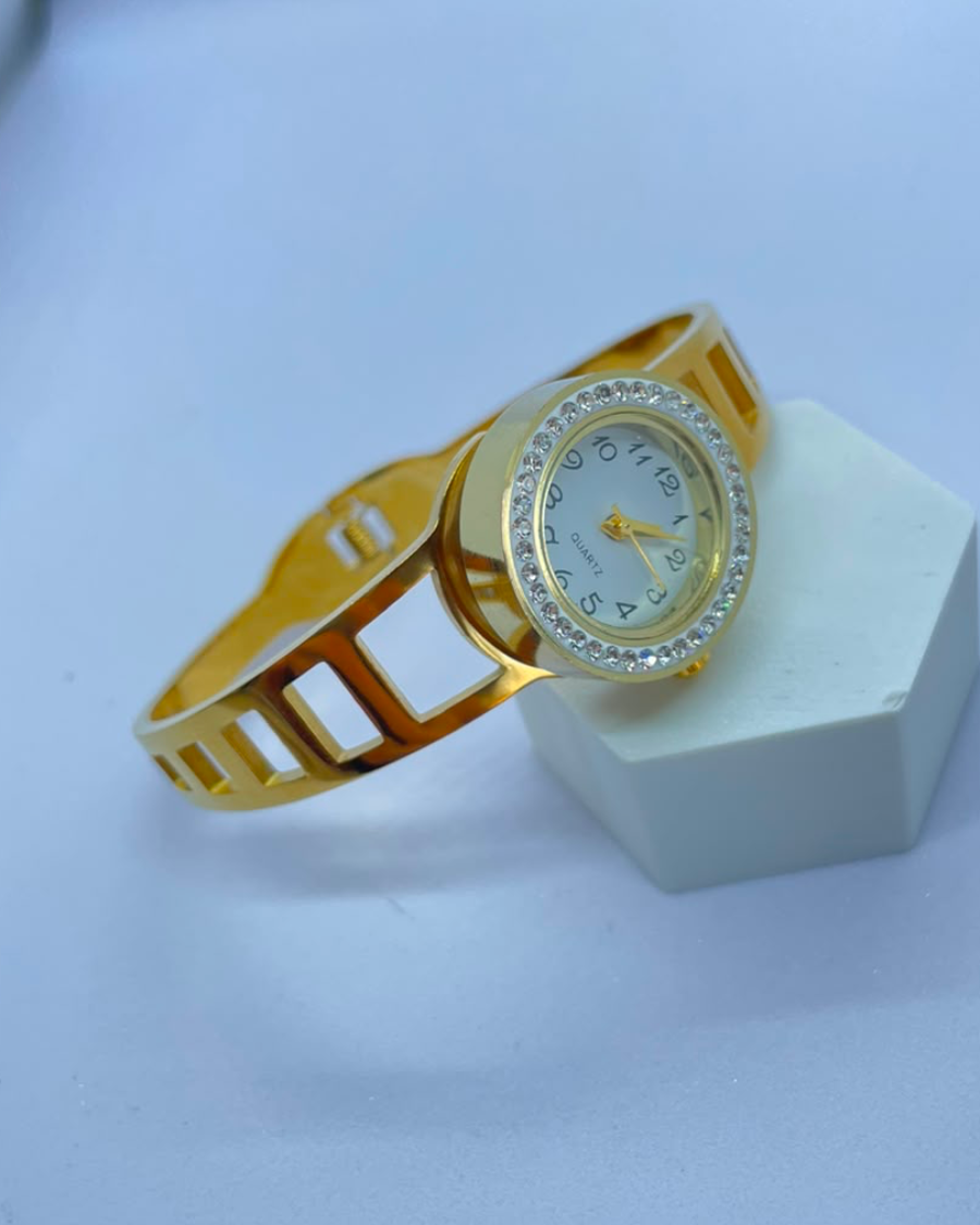 RELÓGIO BRACELTE COM BRILHO