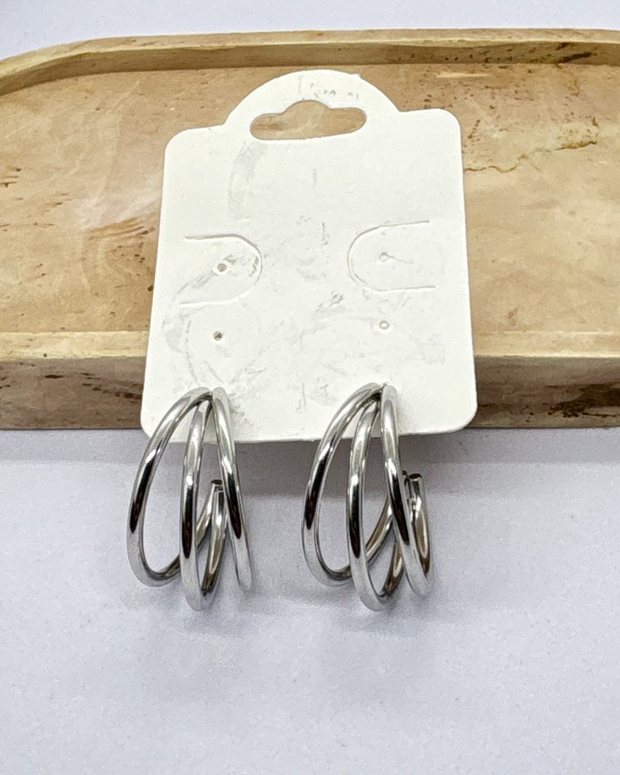 Brinco argola tripla
