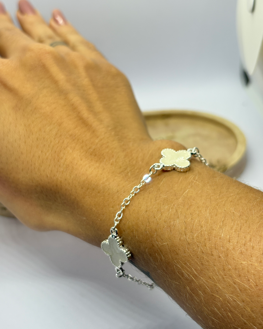 Pulseira florzinha